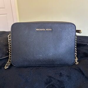Micheal Kors Crossbody Purse